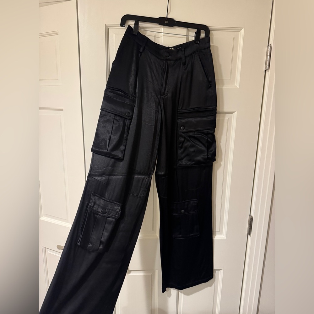 Alice + Olivia Black Satin Cargo Wide-Leg Trousers